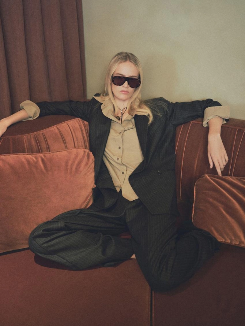 Брюки с рельефными полосками darted