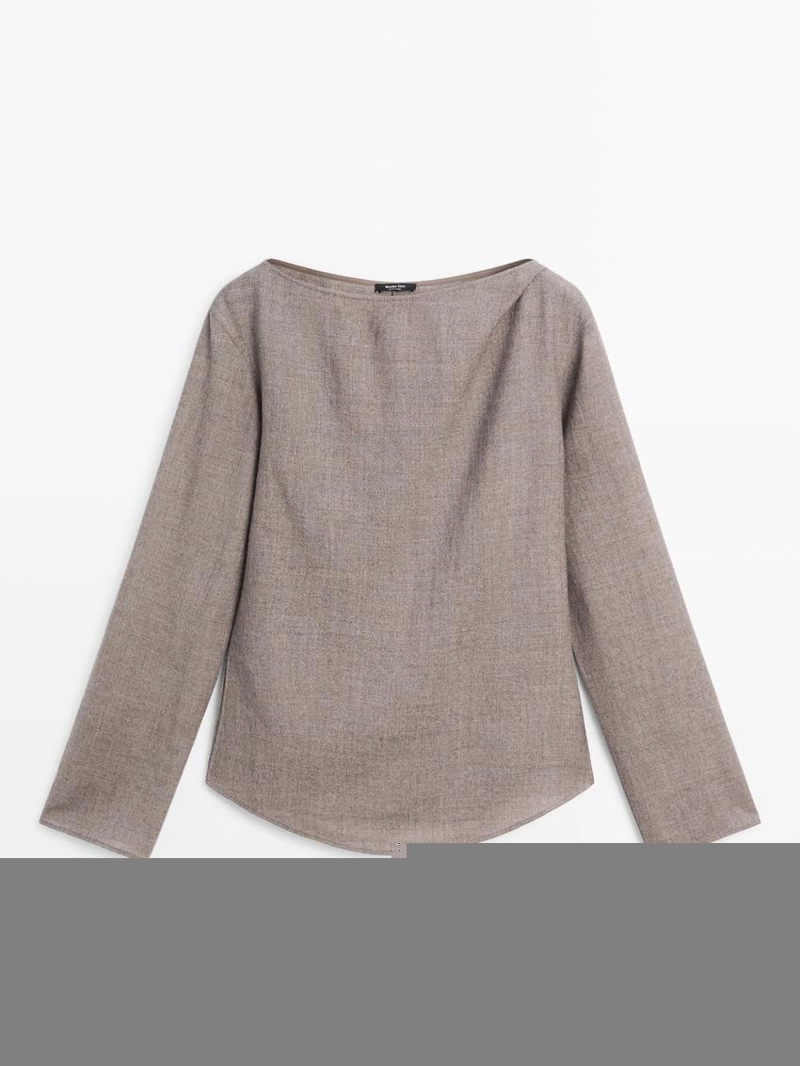 Блуза с лодочным вырезом и фактурой из войлока