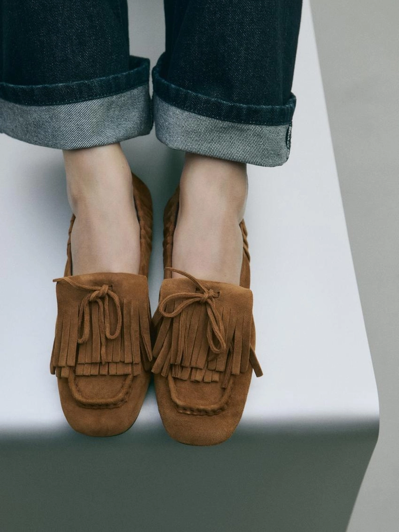 Лоферы из разделанной замши с бахромой