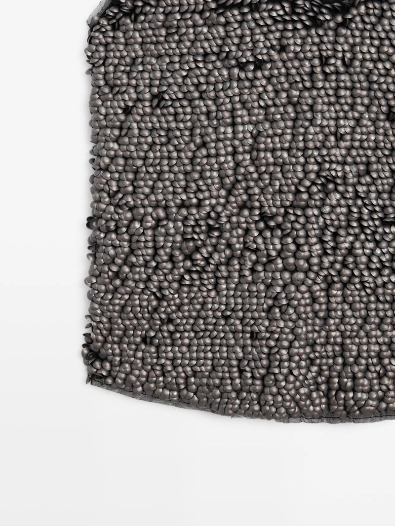 Топ с бретелями и бисером