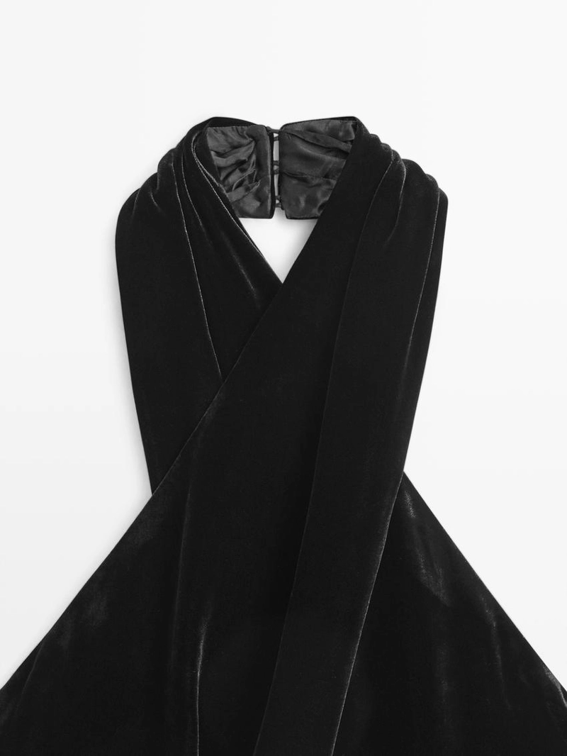 Топ с открытыми плечами из вельвета