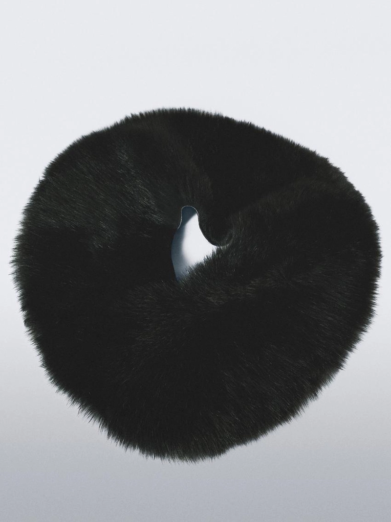 Воротник из меха ягненка