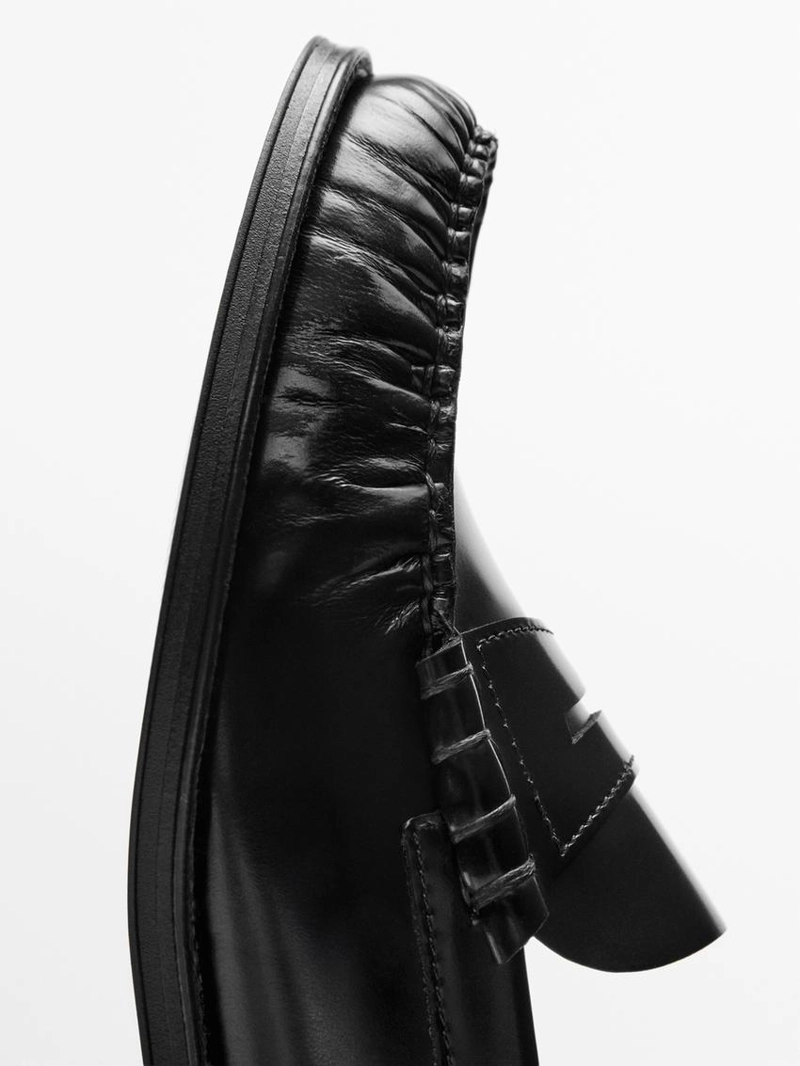 Мягкие кожаные мокасины