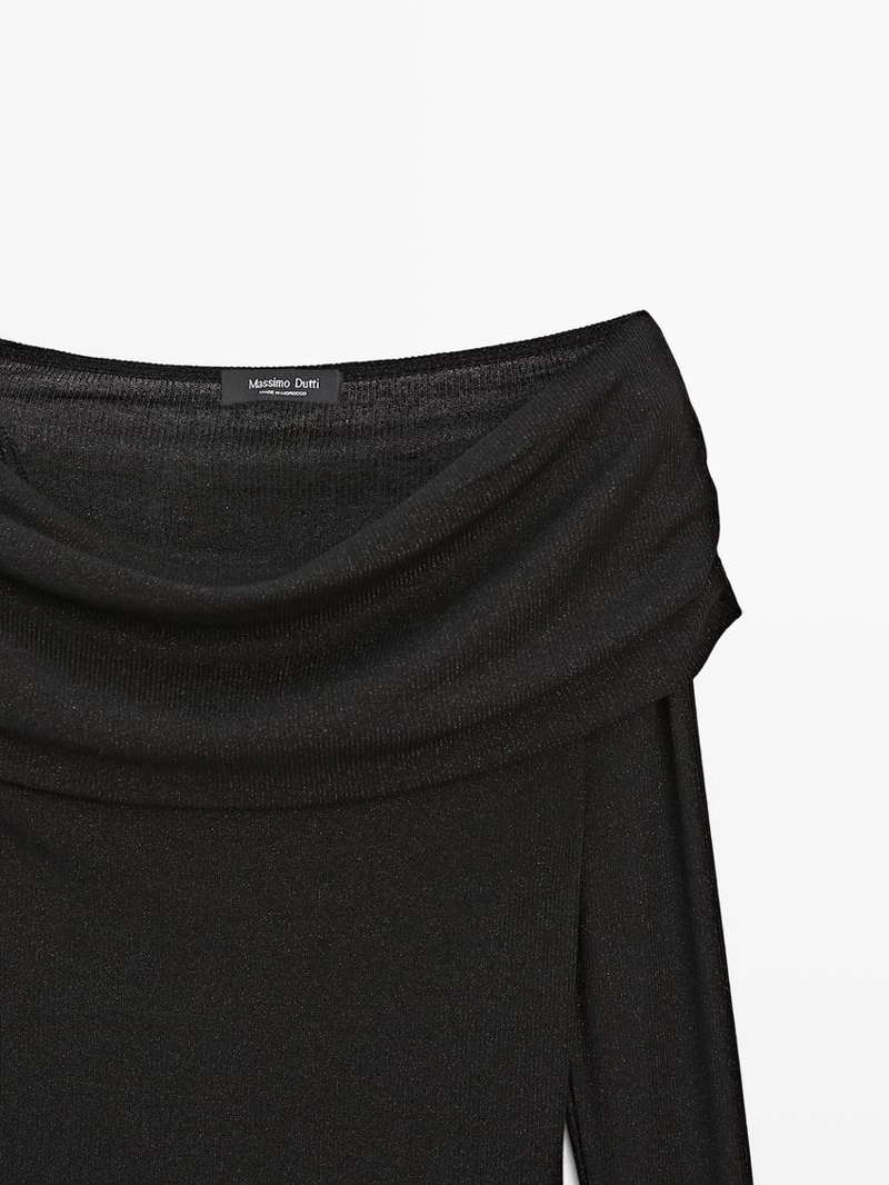 Лонгслив с ребристыми полосками и металлическим блеском