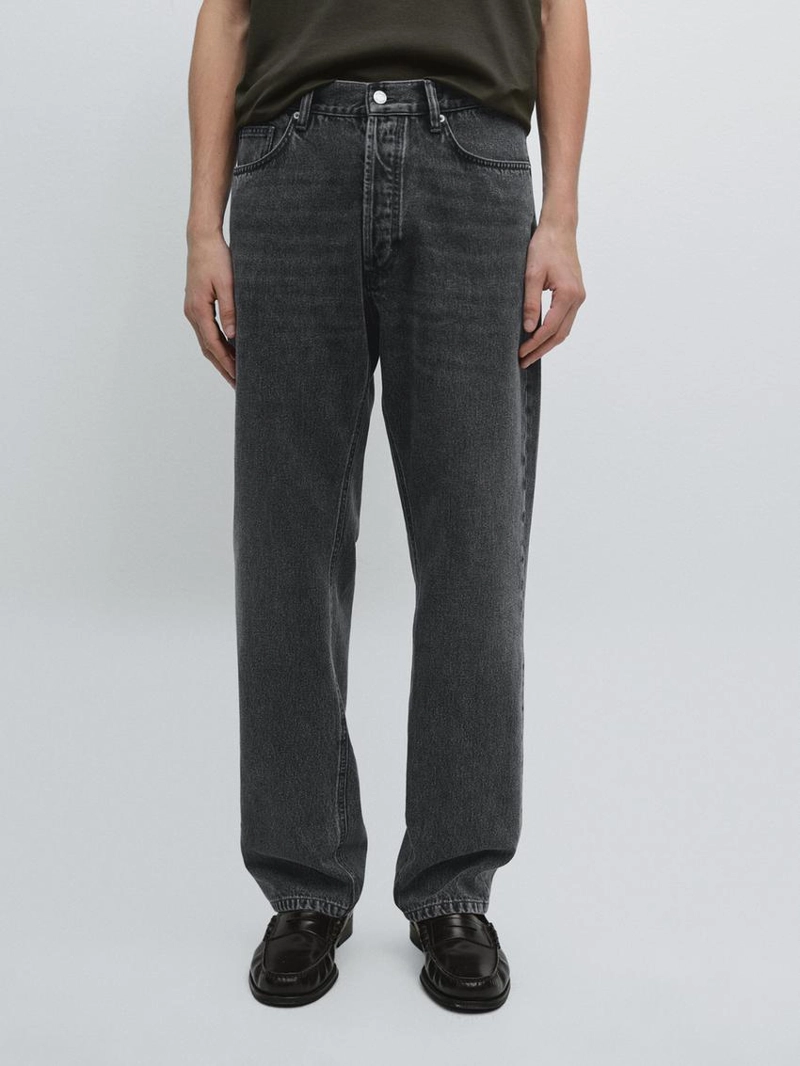 Джинсы прямого кроя