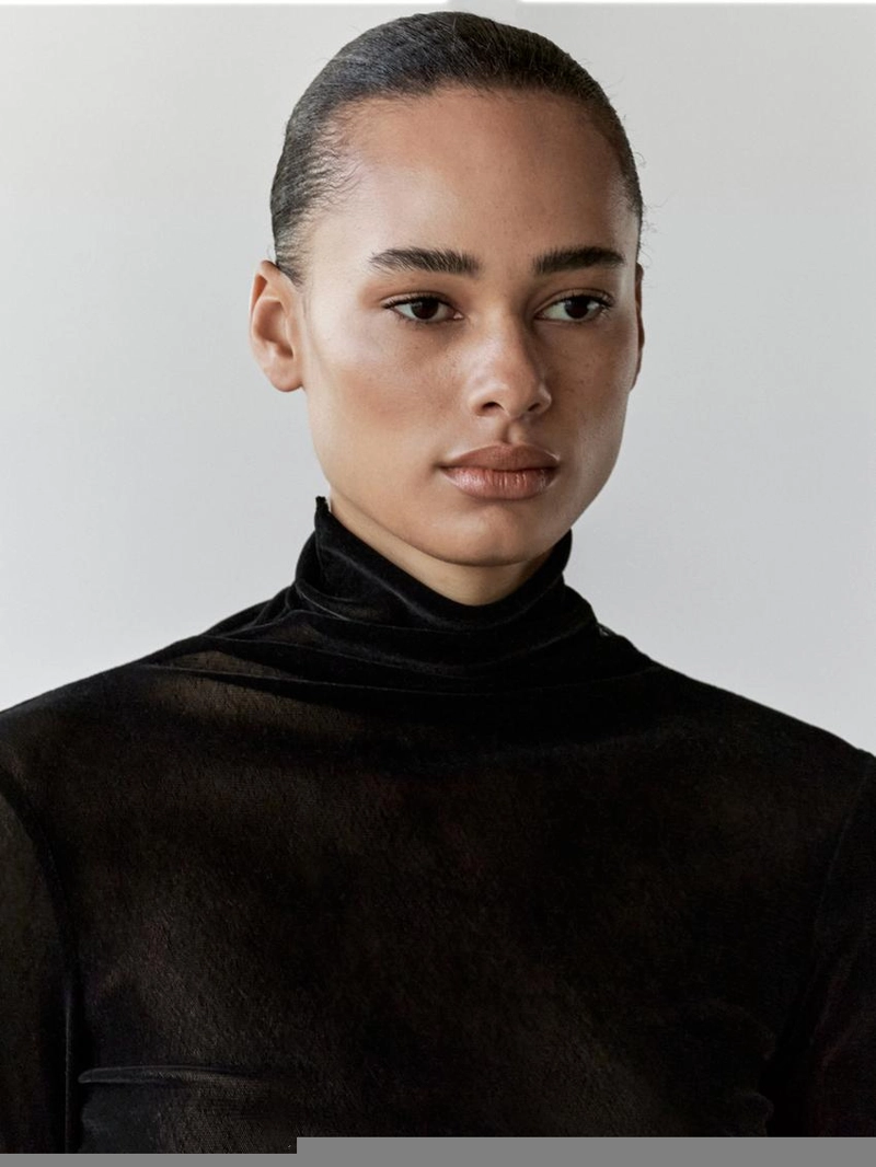 Прозрачная длиннорукавная футболка