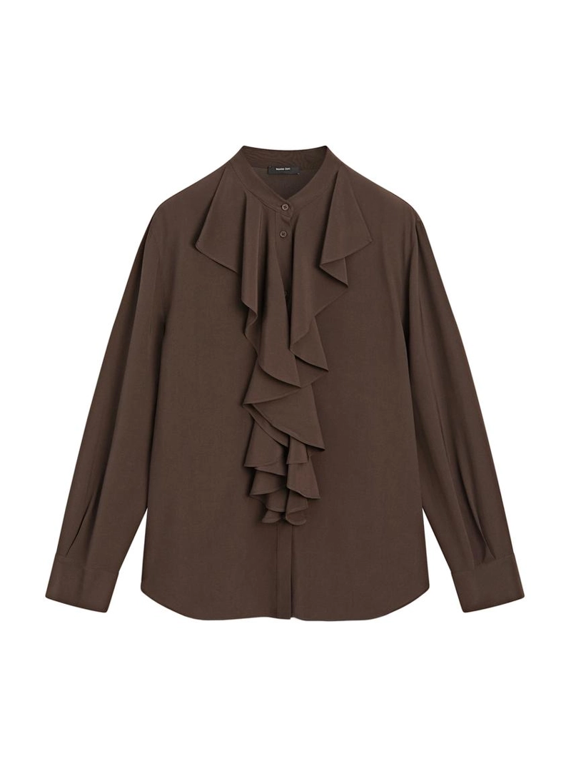 Блузка с оборками и разрезами