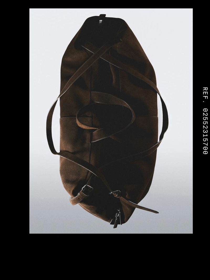 Сумка-мешок из замши и кожи