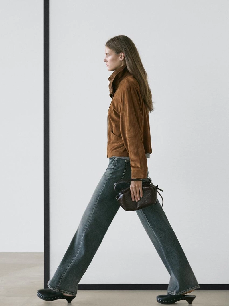 Замшевая куртка с деталями на пуговицах