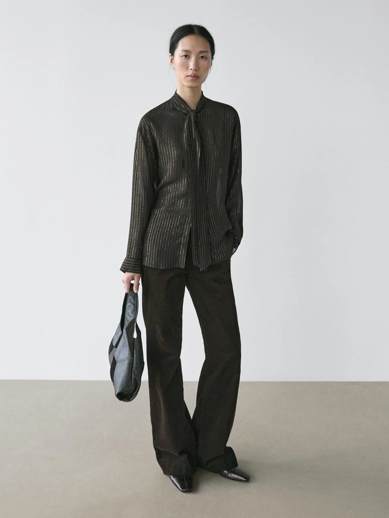 Рубашка свободного кроя с воротником-шарфом