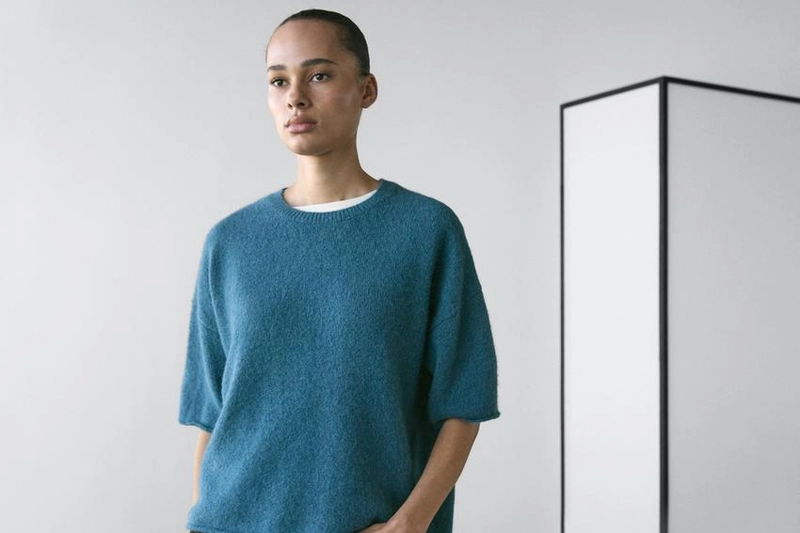 Свитер из альпакиевой смеси с коротким рукавом