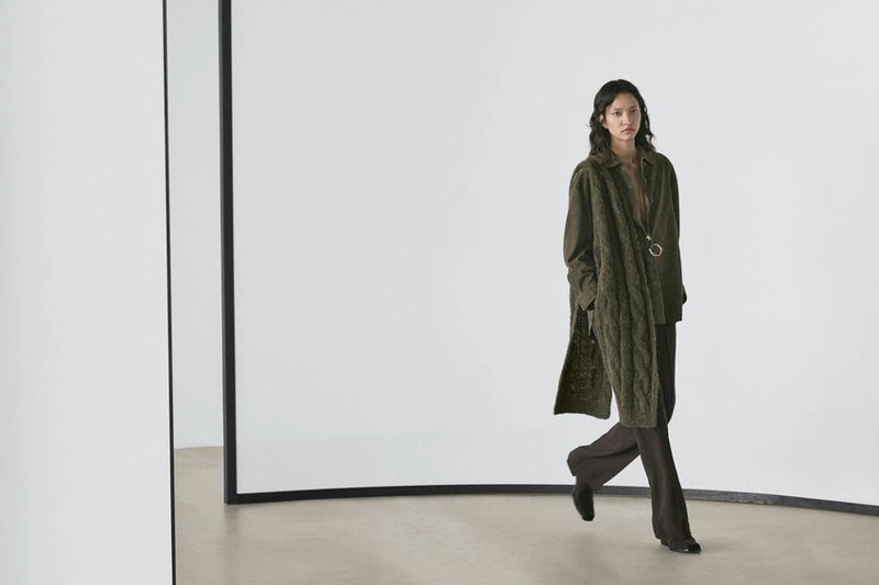 Рубашка из замши с швами