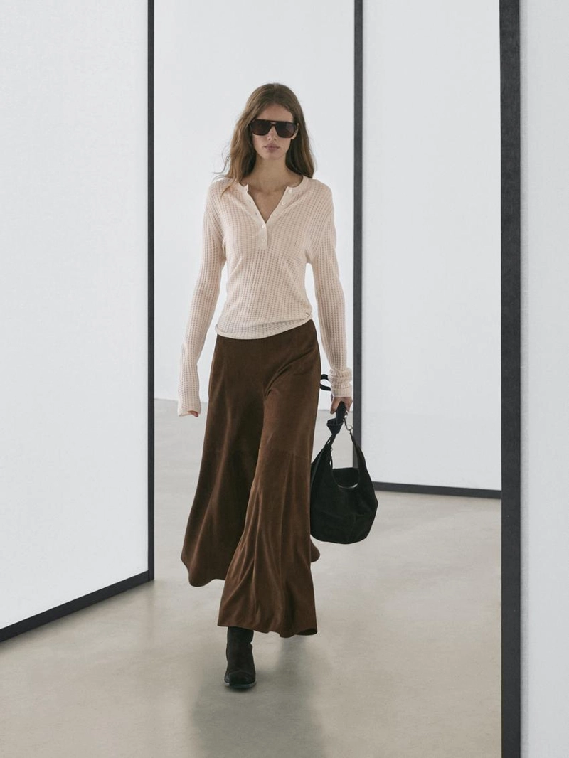 Джемпер с ажурным узором и круглым вырезом из шерсти