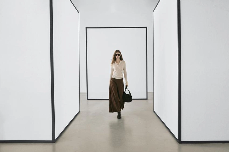 Замшевые брюки со широкими штанинами