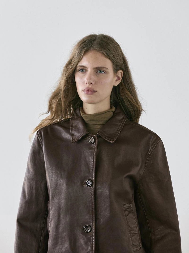 Куртка с отстёгивающимся воротником из натуральной кожи наппа