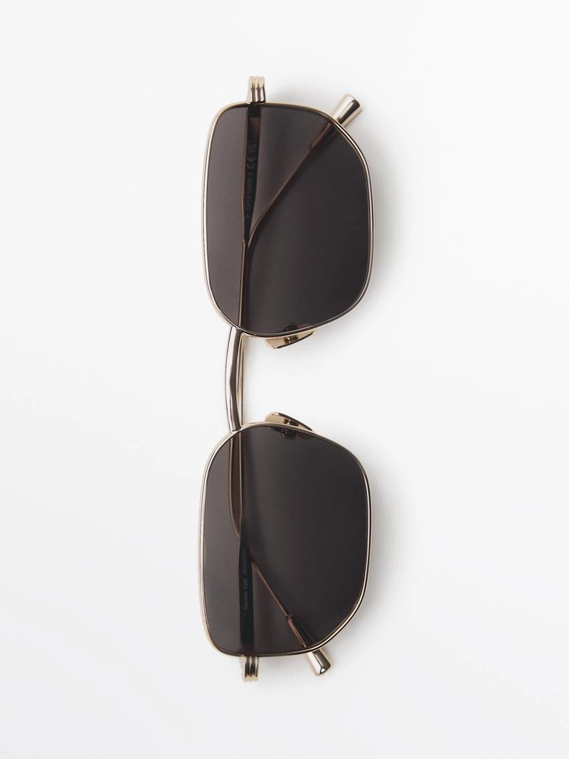 Солнечные очки с квадратными металлическими оправами