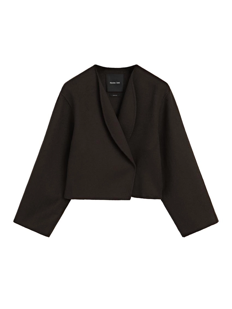 Пальто с округлыми лацканами