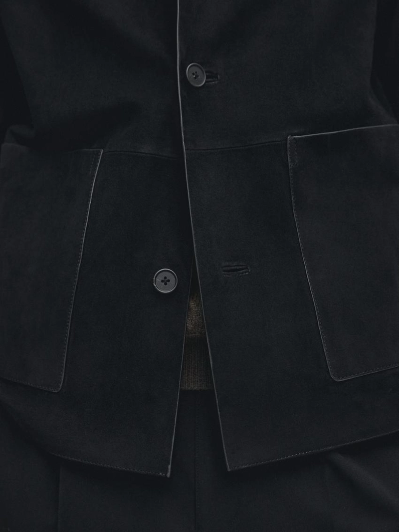 Замшевая куртка с карманами