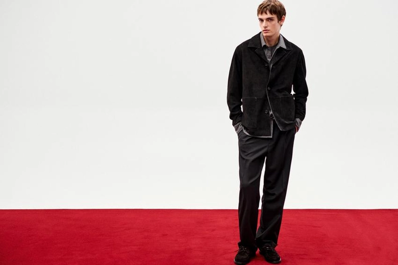 Замшевая куртка с карманами