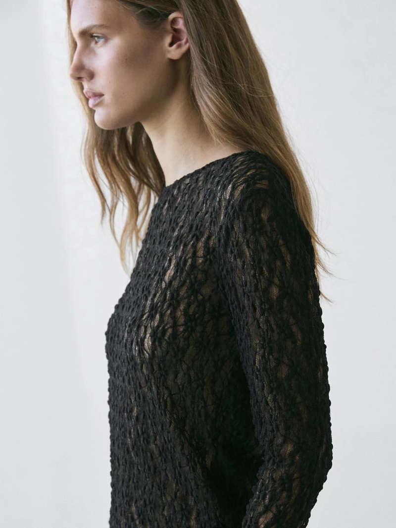 Топ с открытой вязкой, длинными рукавами и кружевом