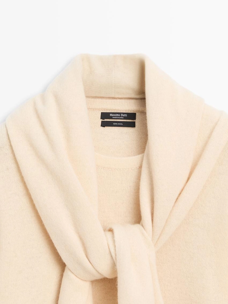 Трикотажный свитер с деталями шарфа