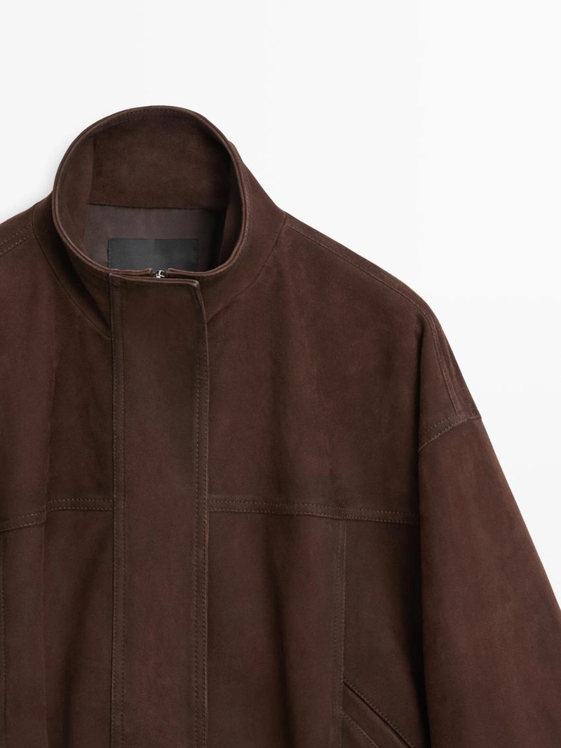 Замшевая бомбер-куртка