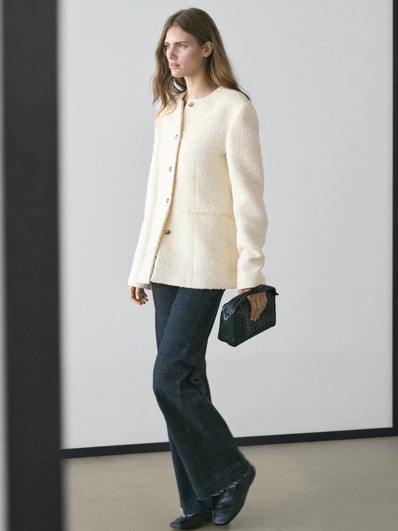 Пиджак с украшенными пуговицами и текстурой из шерсти