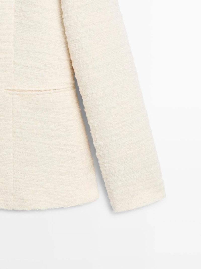 Пиджак с украшенными пуговицами и текстурой из шерсти