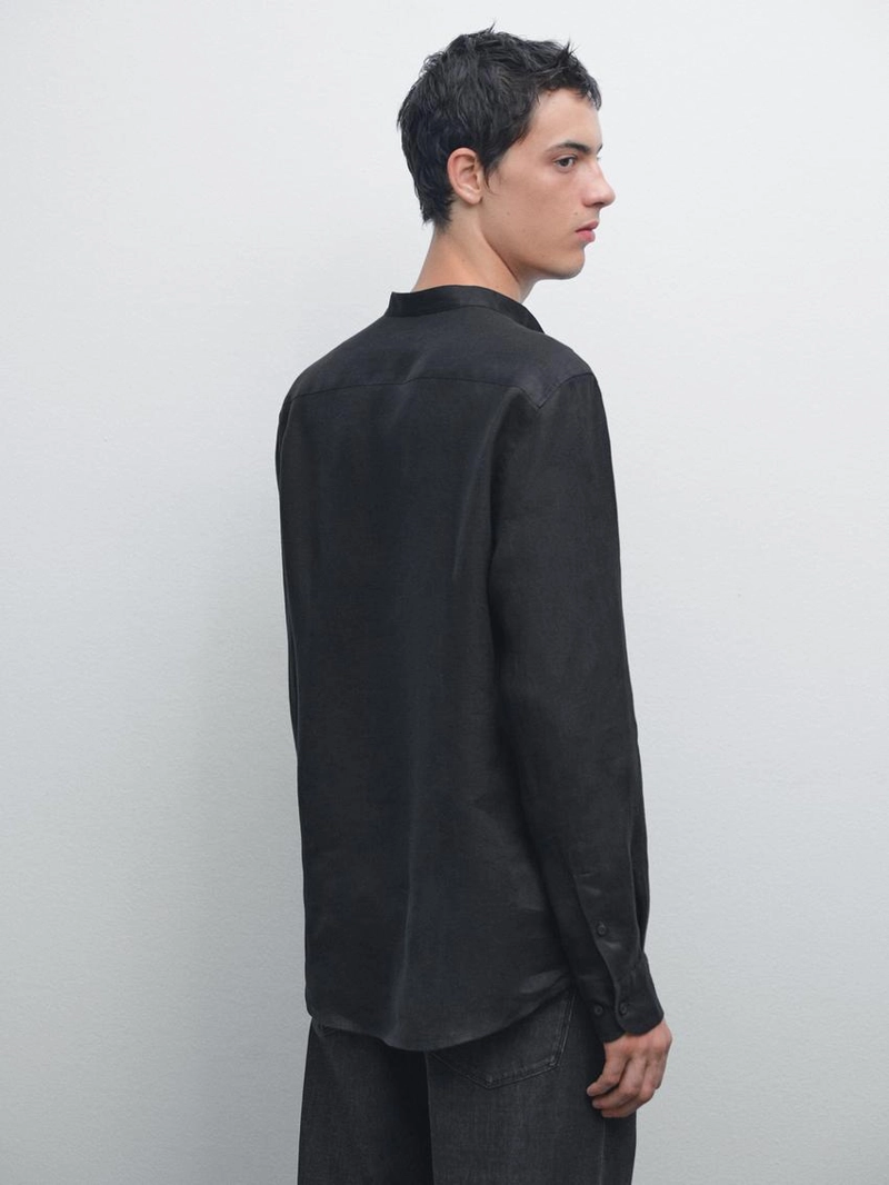 Рубашка с воротником-стойкой и обычной посадкой