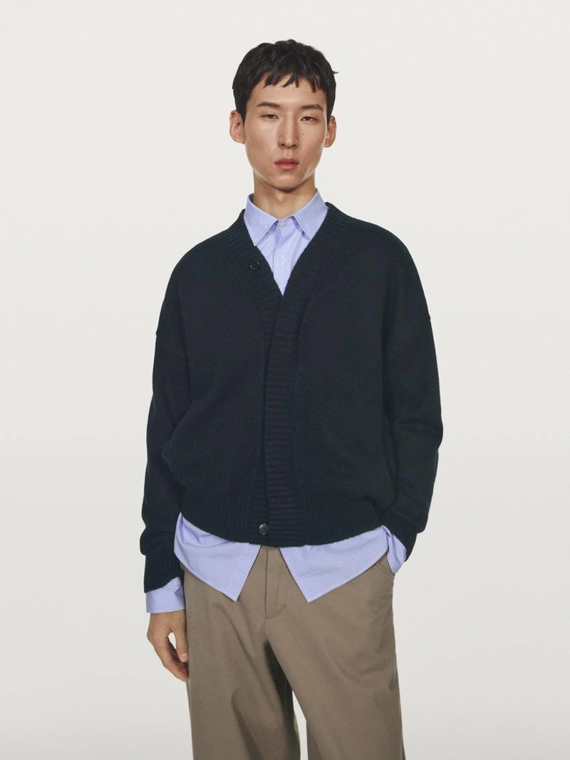 Кардиган с V-образным вырезом из шерстяной смеси