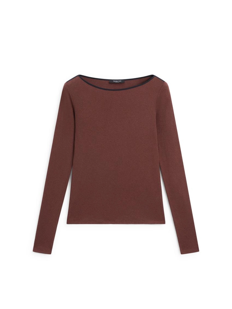 Топ с деталями контрастного цвета