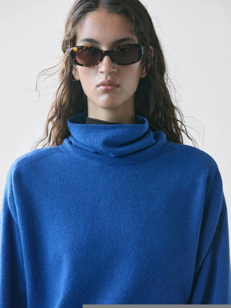 Свитер из шерстяной смеси с высоким воротником