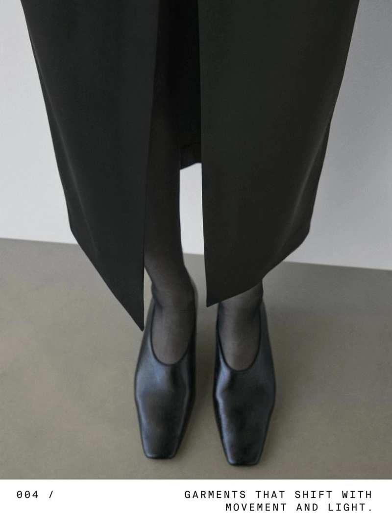 Юбка-карандаш до середины икры с собранной поясной бандажкой - studio