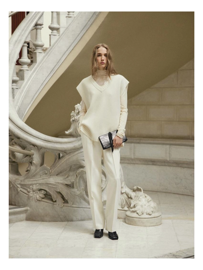 Длинный вязаный жилет из 100% шерсти