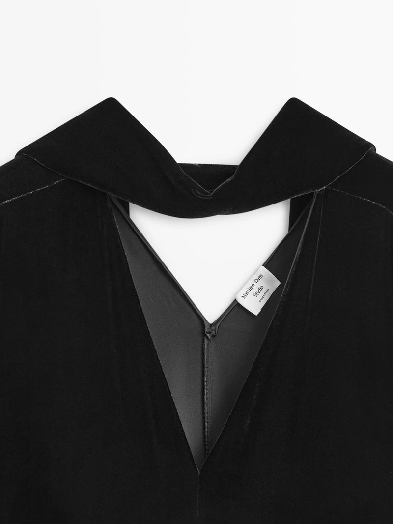 Длинное бархатное платье с завязкой на шее - studio