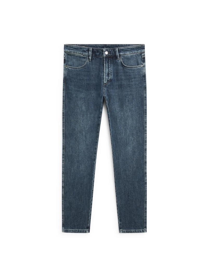 Джинсы с узким кроем