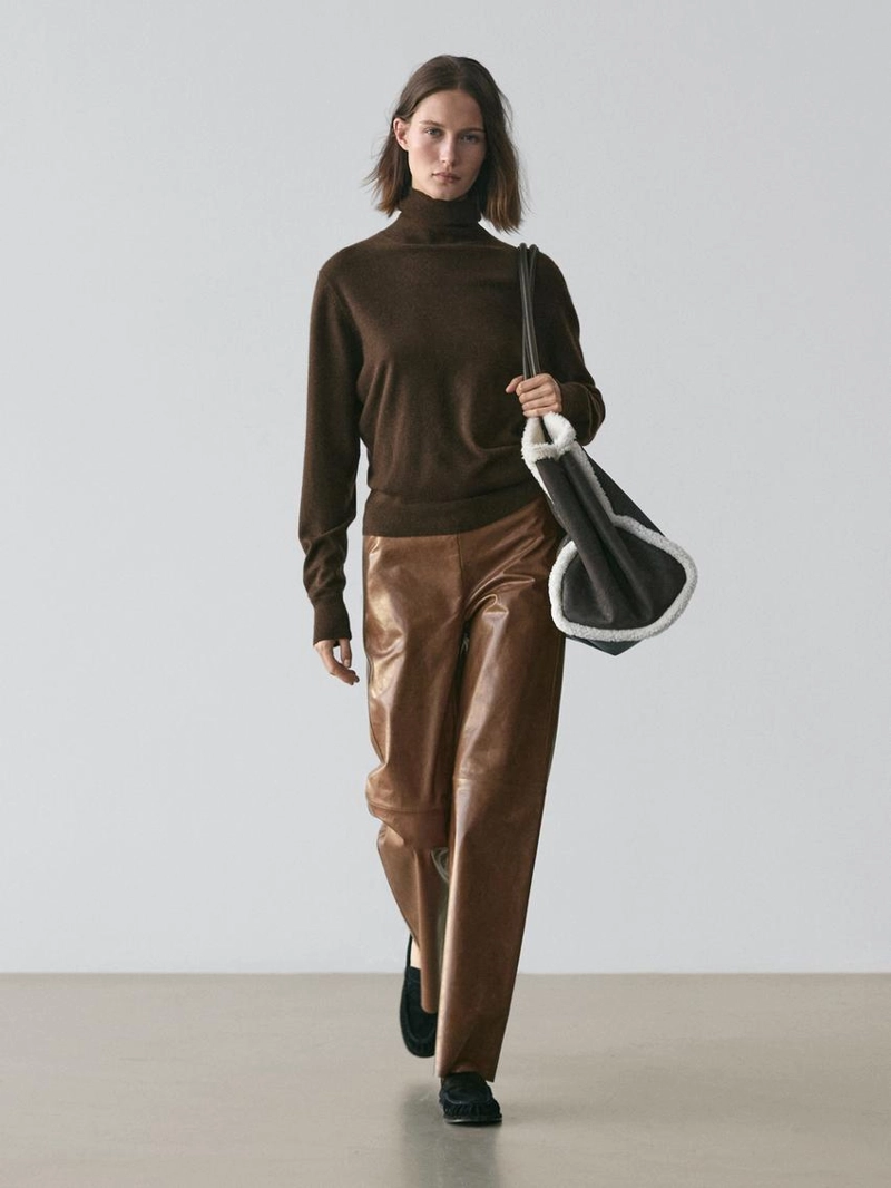 Кожаные брюки из блестящей нубуковой кожи