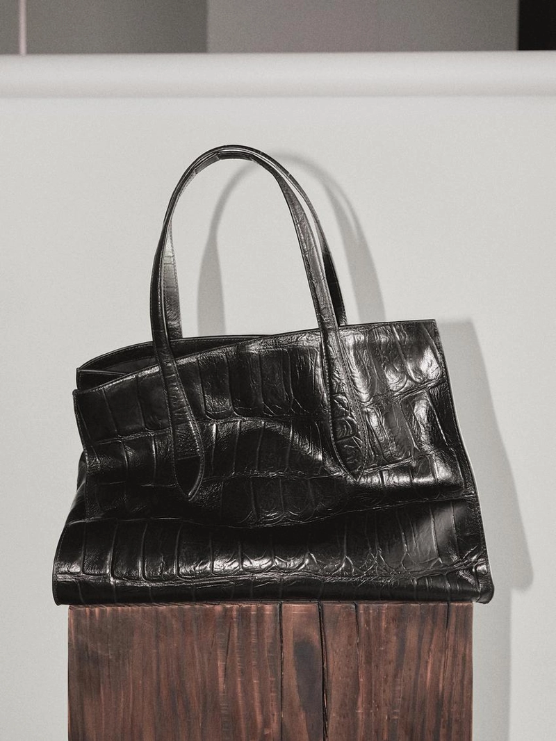 Сумка Maxi из натуральной кожи MD ICON