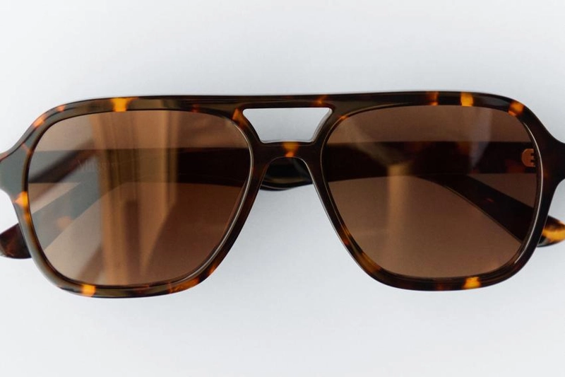 Солнцезащитные очки-авиаторы с эффектом черепаховой панели