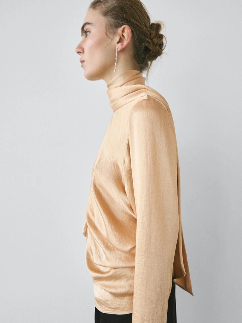 Блуза из шелковистого атласа с завязкой - studio