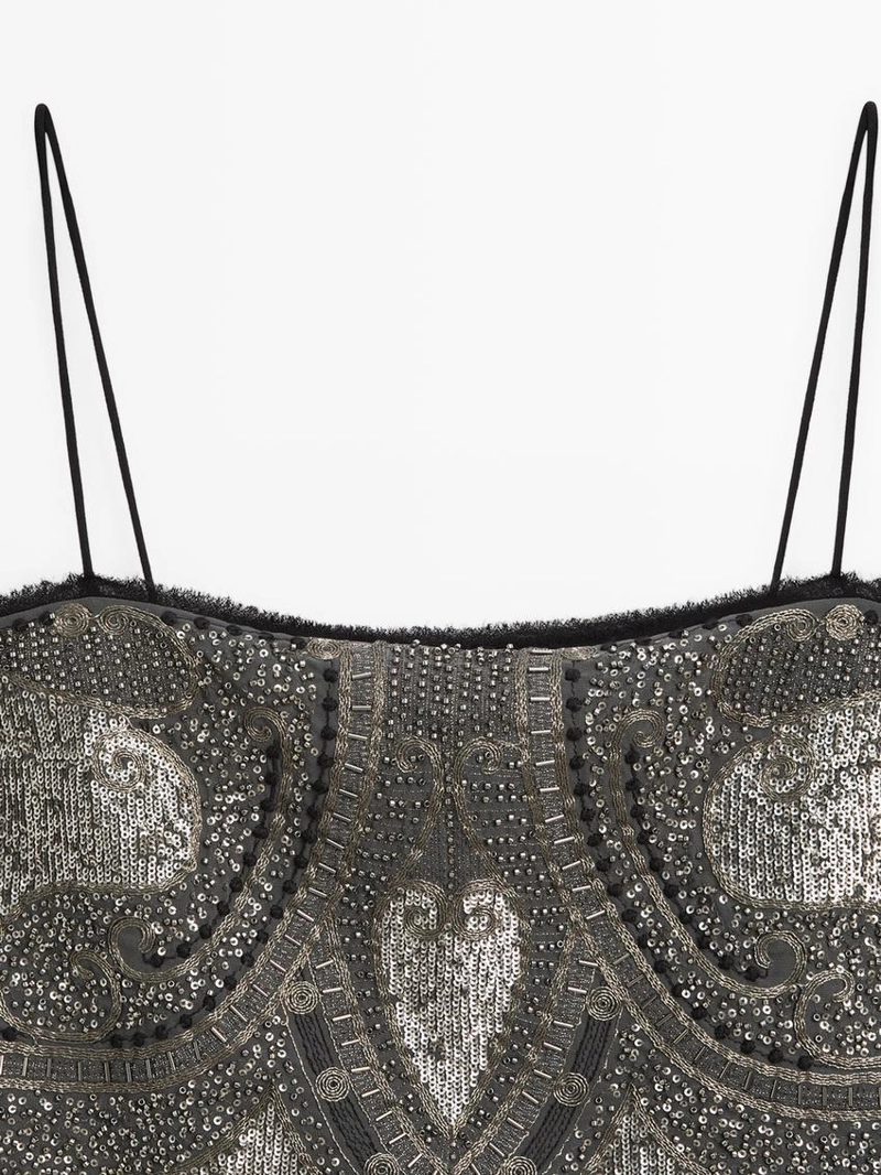 Топ с вышивкой - studio