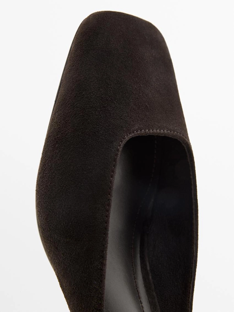 Туфли на каблуке с квадратным мысом