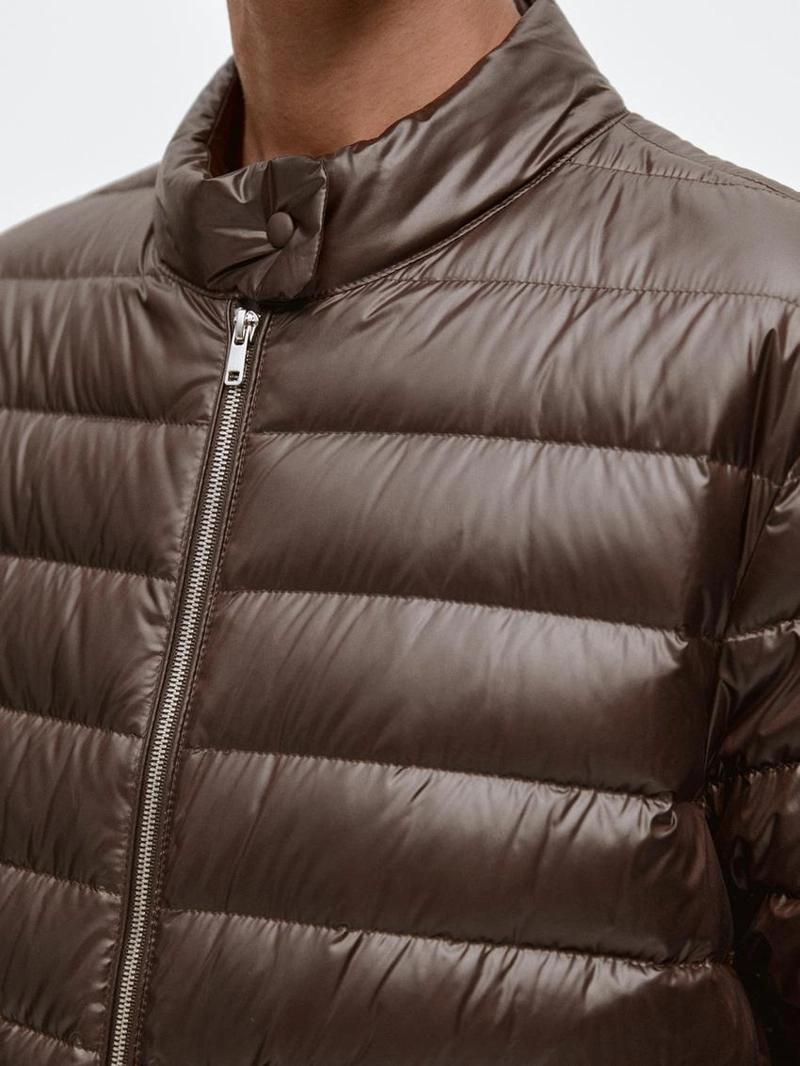 Пуховик-бомбер с водоотталкивающей отделкой