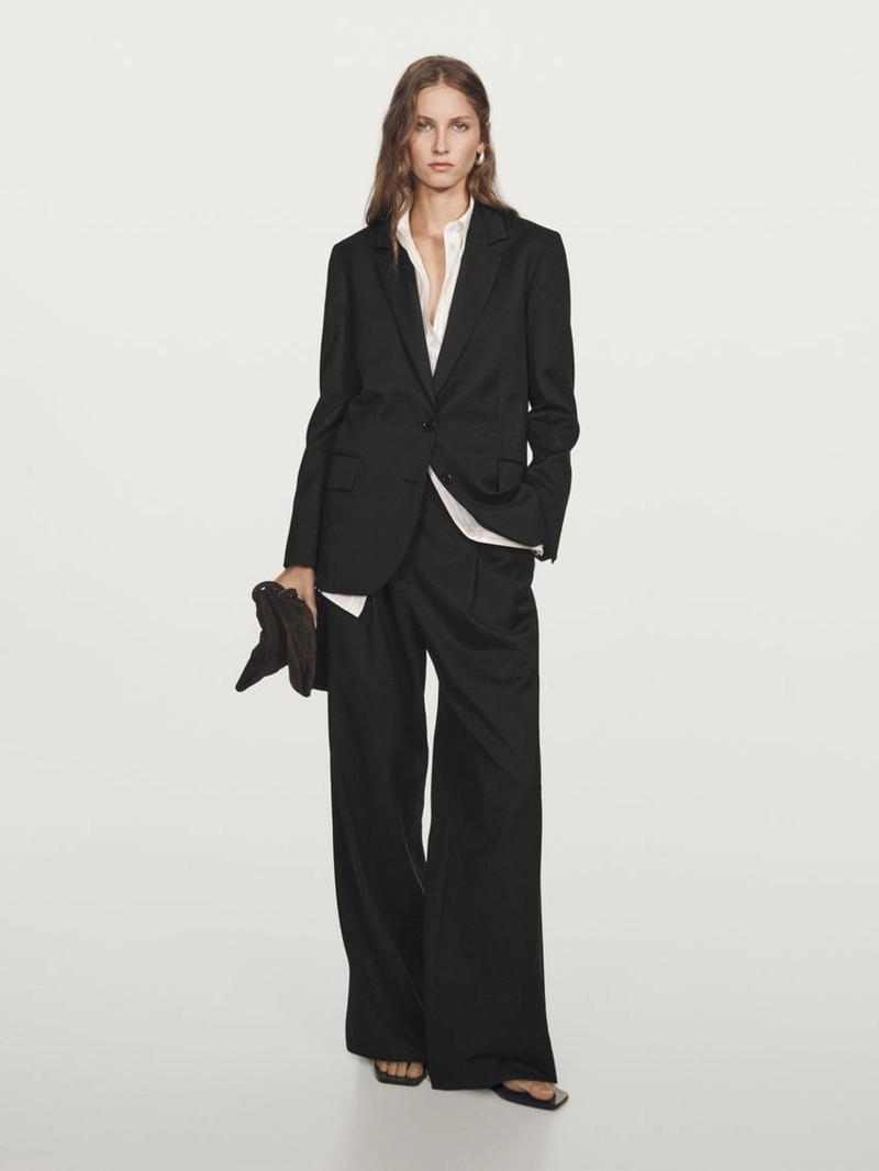 Пиджак из 100% экстра-тонкой шерсти с двумя пуговицами