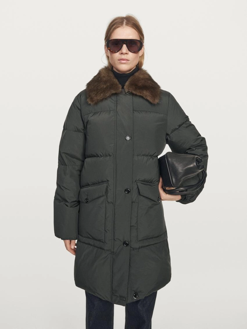 Длинный водоотталкивающий пуховик с воротником