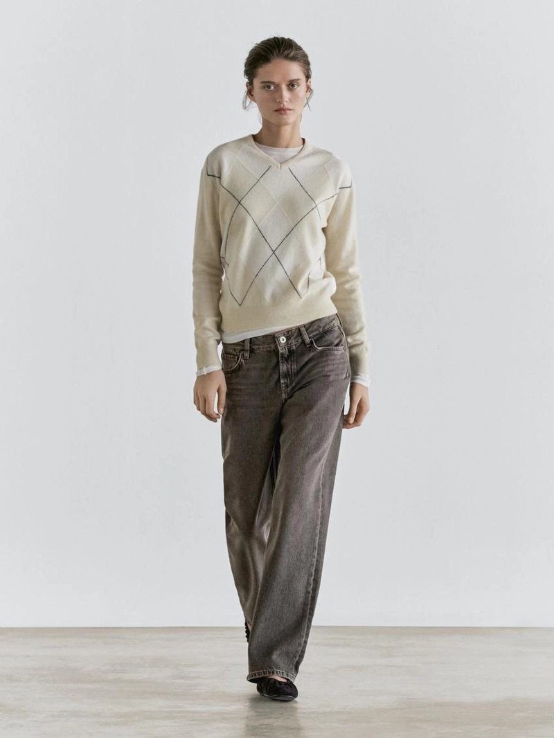 Джинсы прямого кроя с низкой посадкой