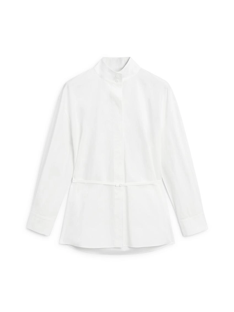 Рубашка с высоким воротником и деталями ленты