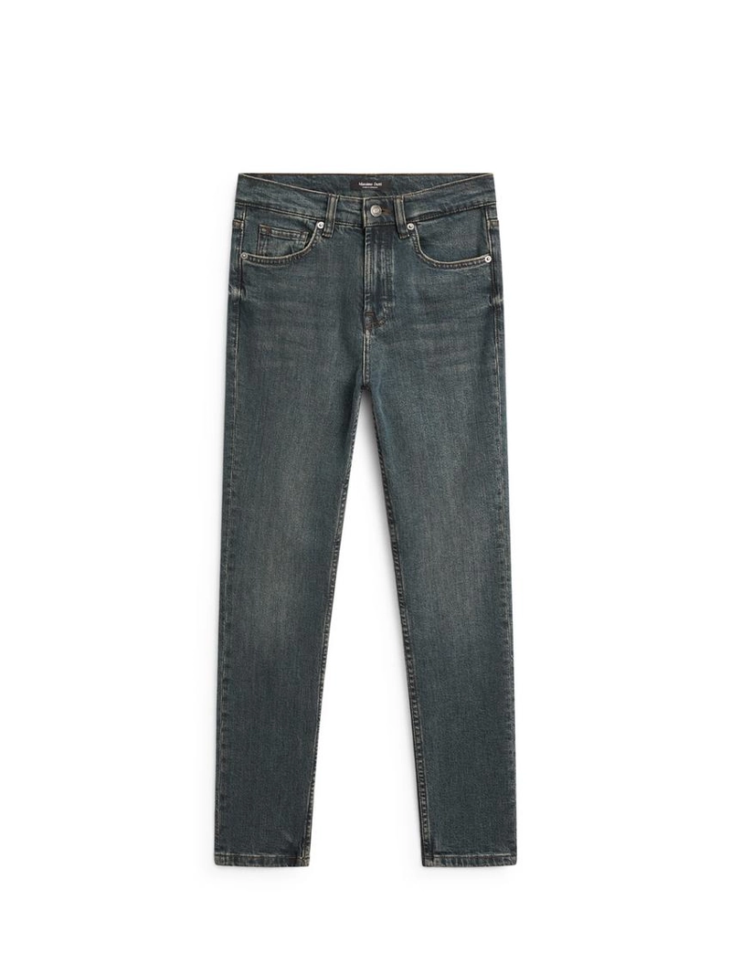 Джинсы средней посадки узкого кроя до середины голени