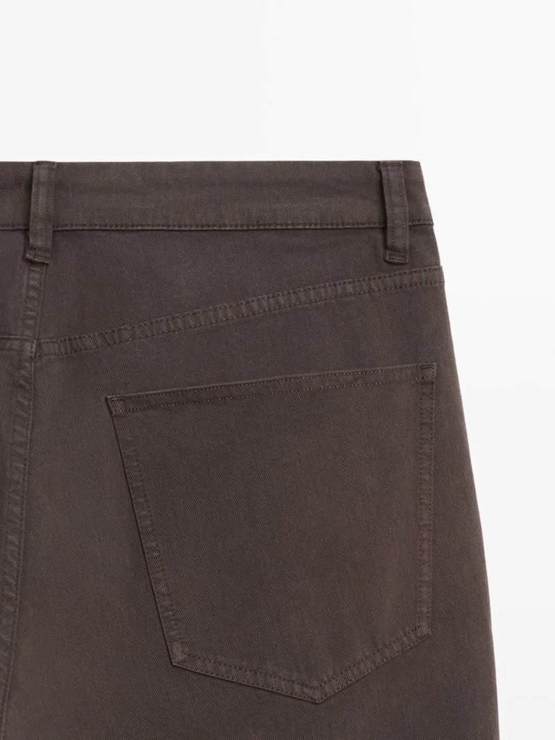 Джинсы с зауженными штанинами