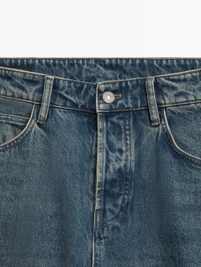 Джинсы с широкими штанинами